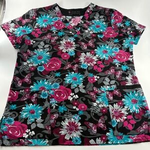 Scrub Soul Women’s Floral Patterned Scrub Top Short Sleeve V-Neck 2 Pocket